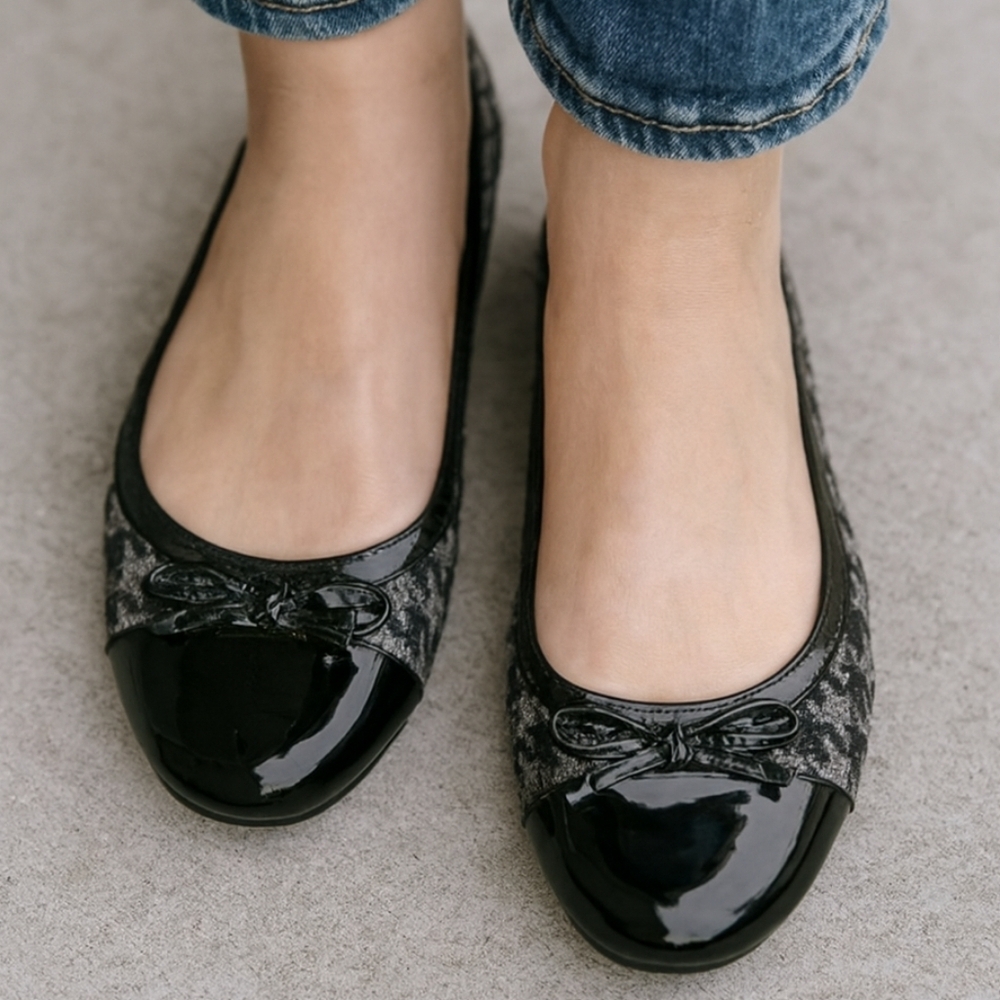 Naturalizer Ballet Flats 6.5 Houndstooth Gray Black Patent Toe Bow Comfort